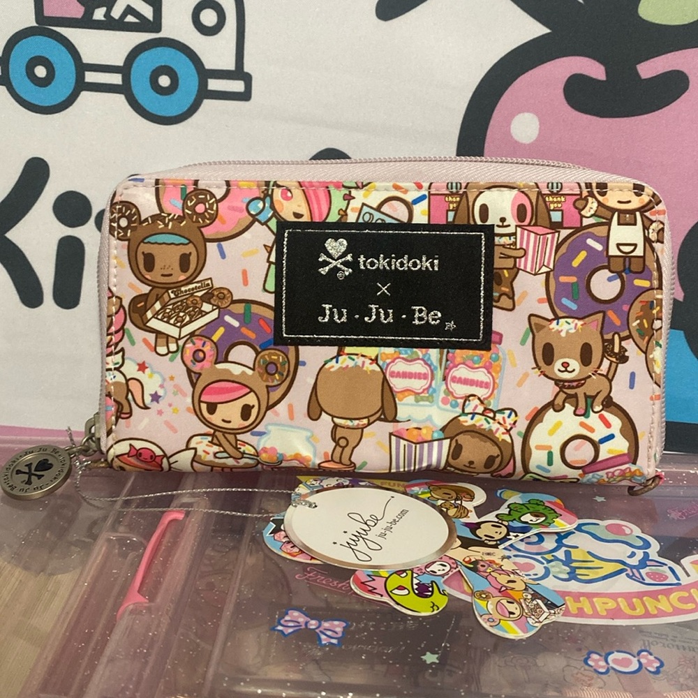 NWT Good Jujube x Tokidoki Donutella’s Sweet Shop Be spendy zip wallet